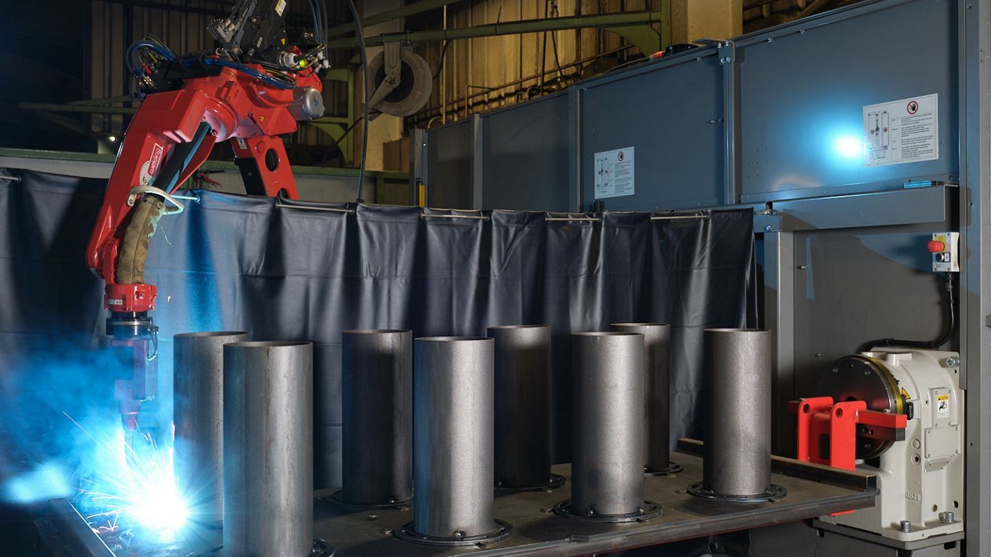 Robotic Welder Working